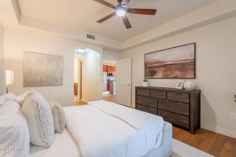 5450 Deer Valley Dr #1208, Phoenix, AZ 85054