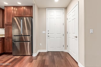 5450 Deer Valley Dr #1214, Phoenix, AZ 85054