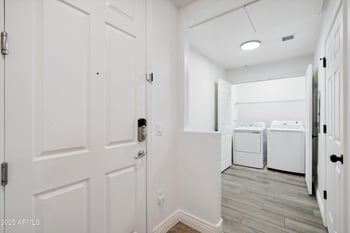 5450 Deer Valley Dr #1215, Phoenix, AZ 85054