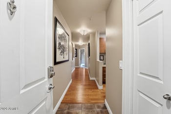 5450 Deer Valley Dr #2225, Phoenix, AZ 85054