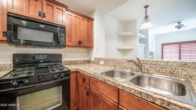 5450 Deer Valley Dr #4019, Phoenix, AZ 85054