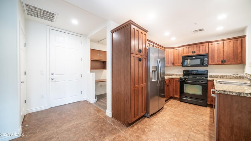 5450 Deer Valley Dr #4019, Phoenix, AZ 85054