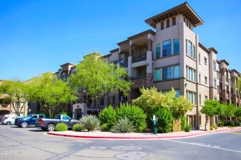 5450 E Deer Valley Dr #1212, Phoenix, AZ 85054
