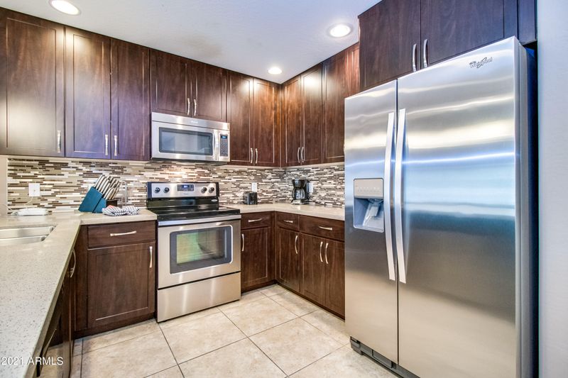 5450 E Deer Valley Dr #2177, Phoenix, AZ 85054