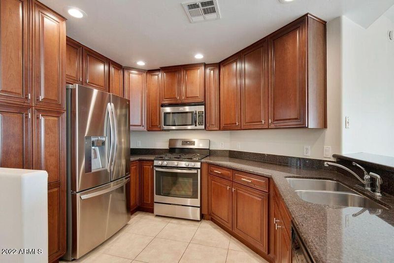 5450 E Deer Valley Dr #3014, Phoenix, AZ 85054
