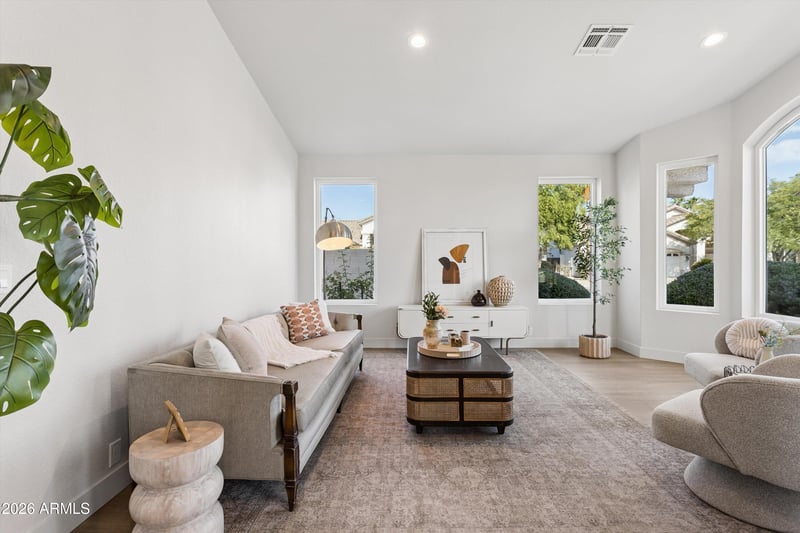 5450 E Helena Dr, Scottsdale, AZ 85254