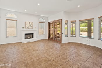 5450 Helena Dr, Scottsdale, AZ 85254