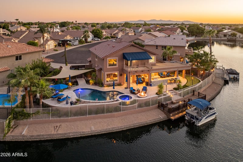5452 W Mohawk Ln, Glendale, AZ 85308