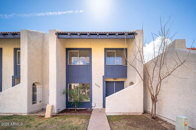 5454 El Caminito Dr, Glendale, AZ 85302