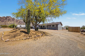5455 Mining Camp St, Apache Junction, AZ 85119