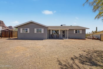 5455 Mining Camp St, Apache Junction, AZ 85119