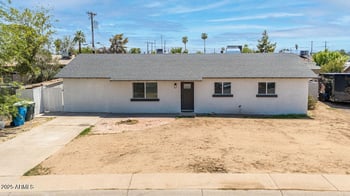 5455 Flower St, Phoenix, AZ 85031