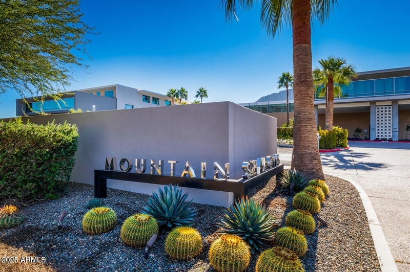 5455 Lincoln Dr #1011, Paradise Valley, AZ 85253