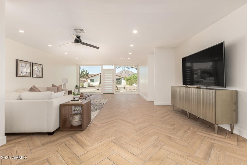 5455 Virginia Ave, Phoenix, AZ 85008