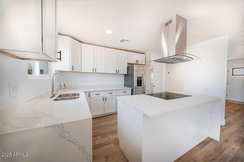 5455 W Flower St, Phoenix, AZ 85031