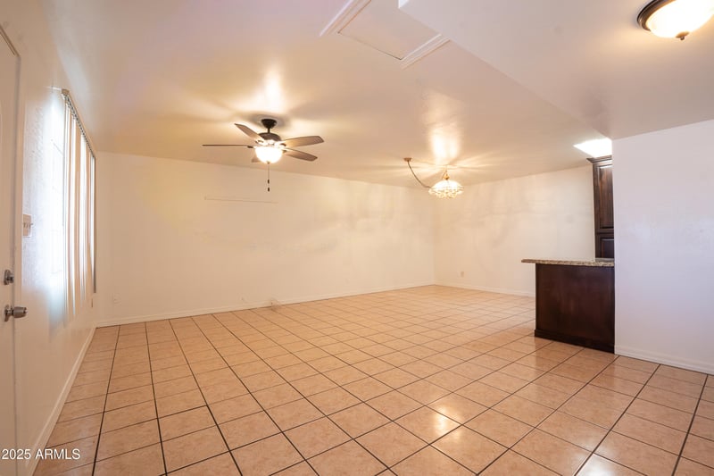 5457 Cambridge Ave, Phoenix, AZ 85035