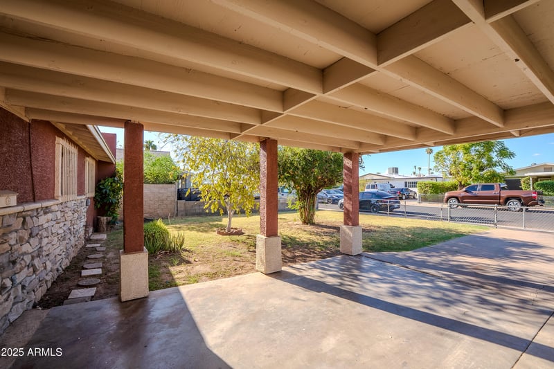 5457 Cambridge Ave, Phoenix, AZ 85035