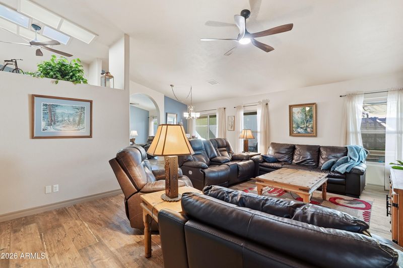 546 S 26th St, Mesa, AZ 85204