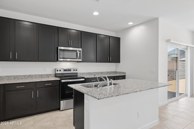 5460 E Darwin Dr, San Tan Valley, AZ 85140