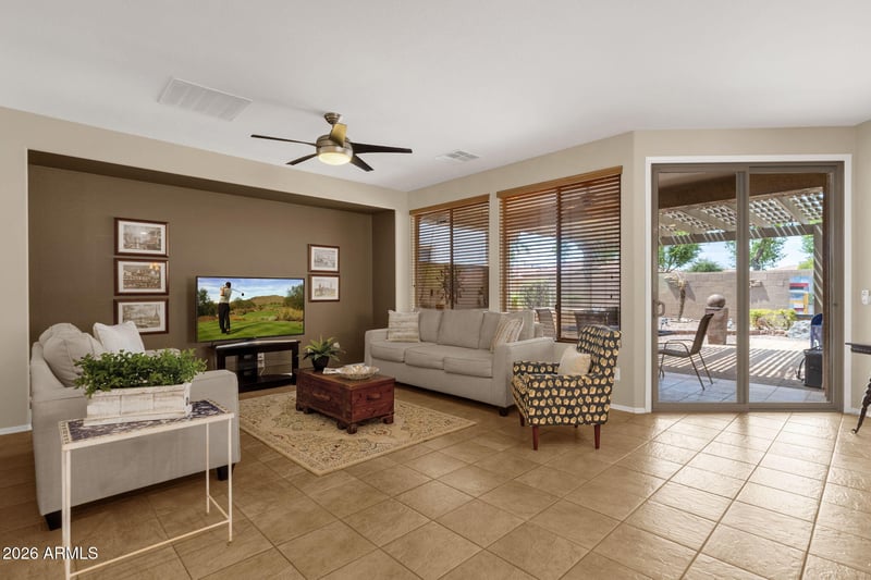 5460 S Marigold Way, Gilbert, AZ 85298