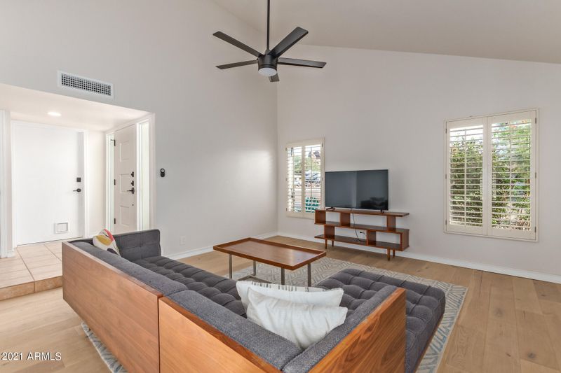 5462 E Virginia Ave, Phoenix, AZ 85008