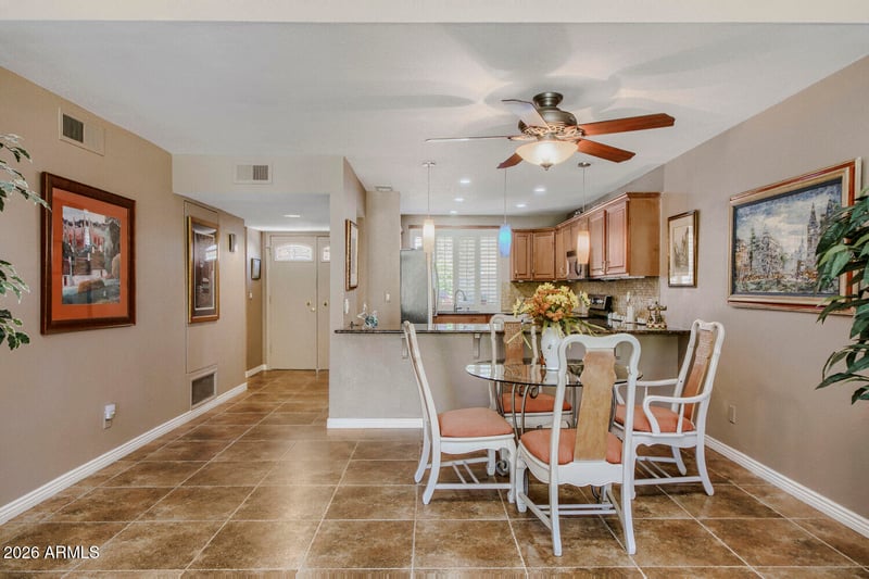 5462 77th St, Scottsdale, AZ 85250