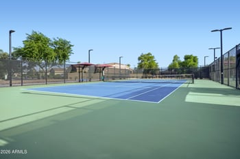 5467 Almond Dr, Gilbert, AZ 85298