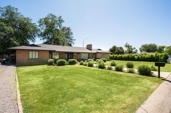 547 Orangewood Ave, Phoenix, AZ 85021