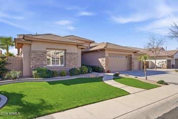 547 Parkview Dr, Gilbert, AZ 85295