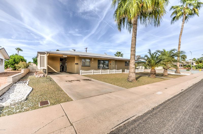 5472 E Akron St, Mesa, AZ 85205