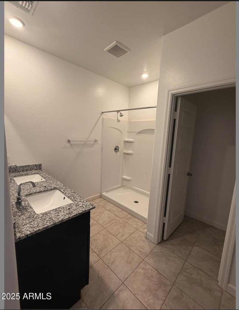 5478 Azara Dr, San Tan Valley, AZ 85140