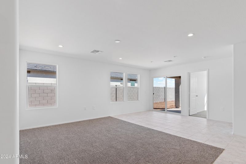 5478 E Azara Dr, San Tan Valley, AZ 85140