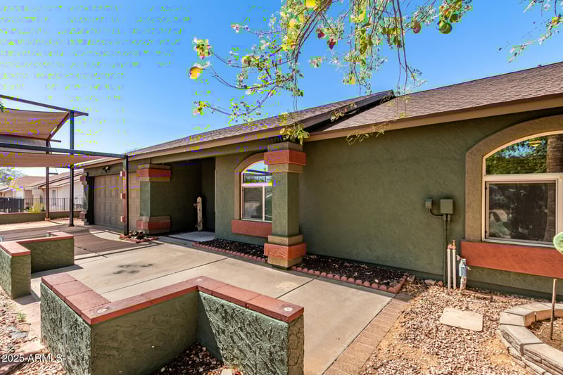 548 82nd St, Mesa, AZ 85207