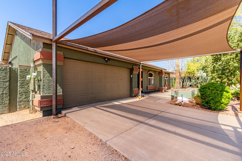 548 82nd St, Mesa, AZ 85207