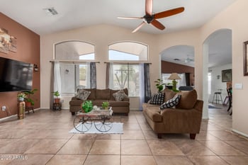 548 Embassy Dr, San Tan Valley, AZ 85143
