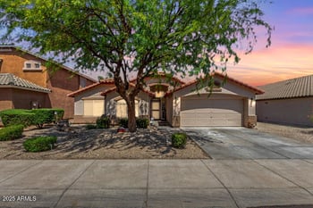 548 Embassy Dr, San Tan Valley, AZ 85143