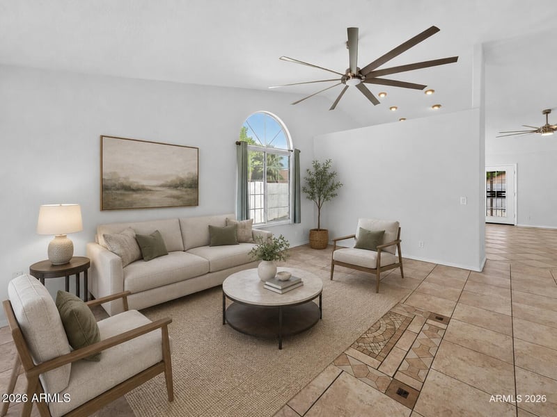 548 N Bailey Cir, Mesa, AZ 85207