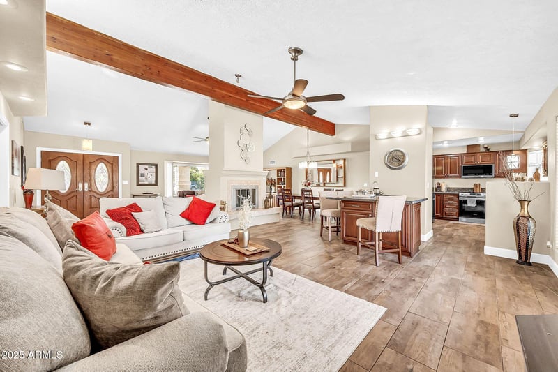 548 Palo Verde St, Gilbert, AZ 85296