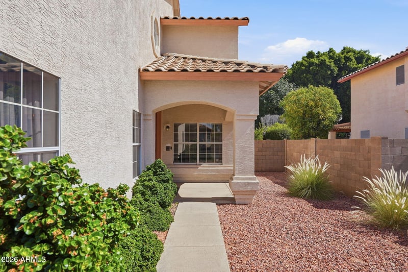 548 W Mendoza Ave, Mesa, AZ 85210