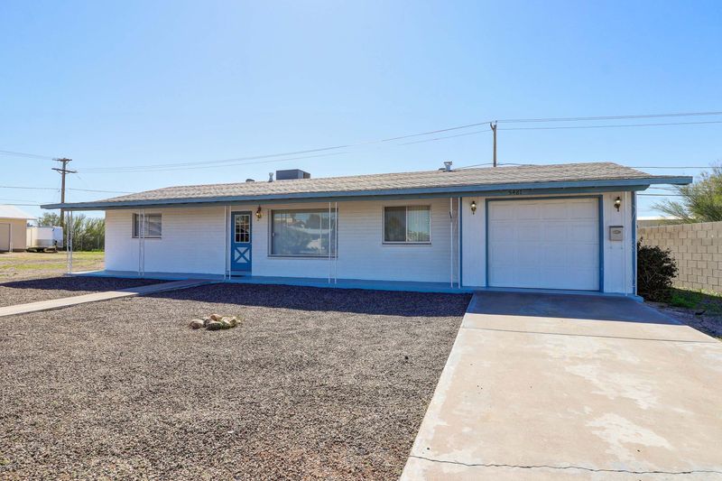5481 E Akron St, Mesa, AZ 85205