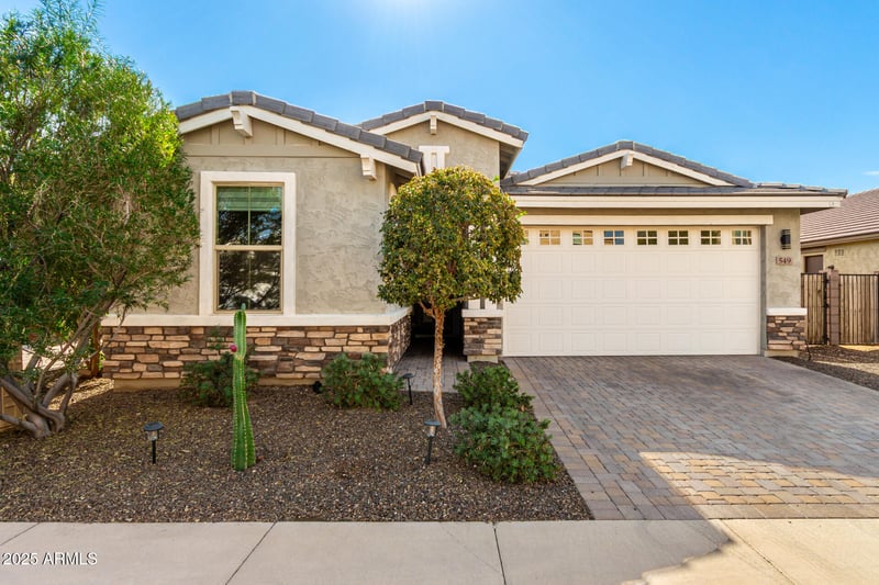 549 Balao Dr, Phoenix, AZ 85085
