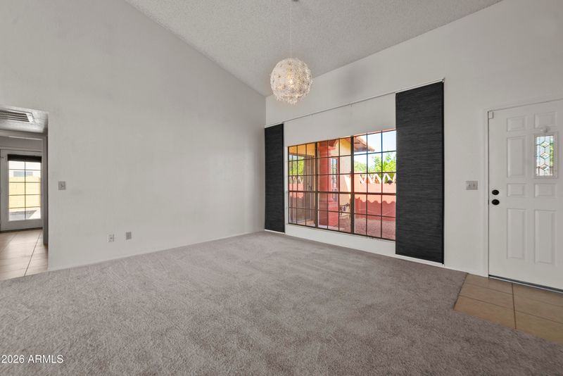 549 E Glencove St, Mesa, AZ 85203