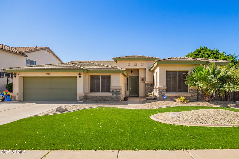 549 Sheffield Ave, Gilbert, AZ 85296