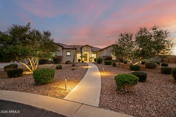549 Haxtun St, San Tan Valley, AZ 85143