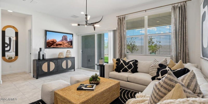 5490 Button Ln, San Tan Valley, AZ 85140