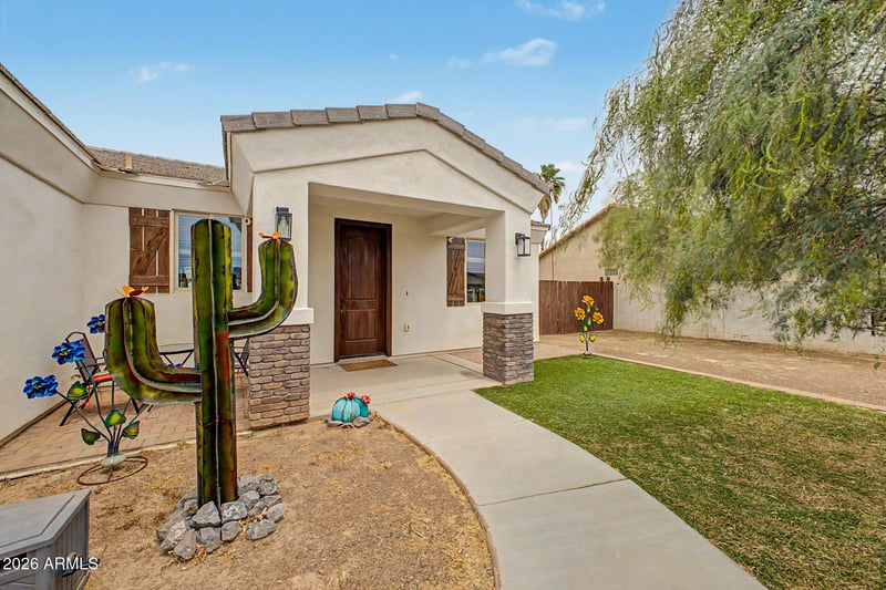 5494 Santa Clara Dr, San Tan Valley, AZ 85140