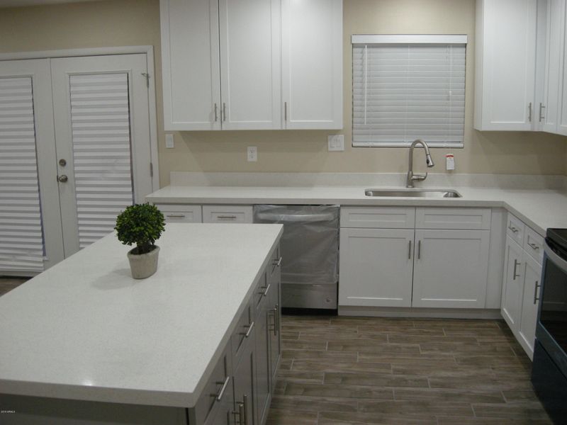 55 S 64th St, Mesa, AZ 85206