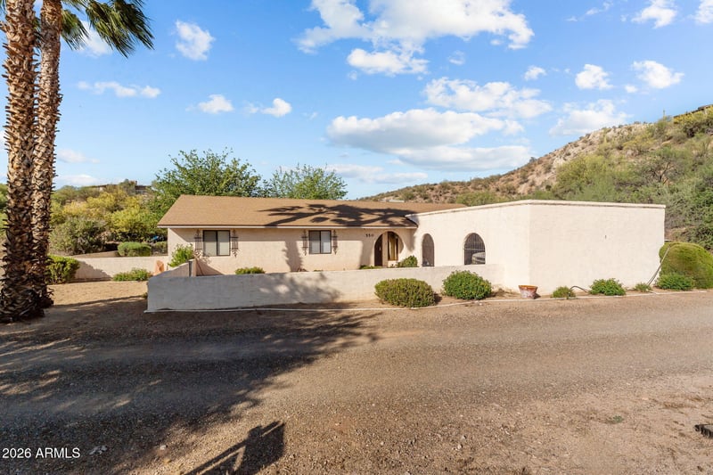 550 E Bass Rd, Wickenburg, AZ 85390