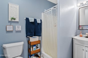 550 Oak St, Gilbert, AZ 85233