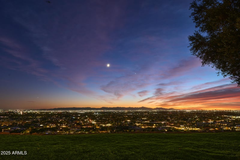 5500 Dromedary Rd, Phoenix, AZ 85018